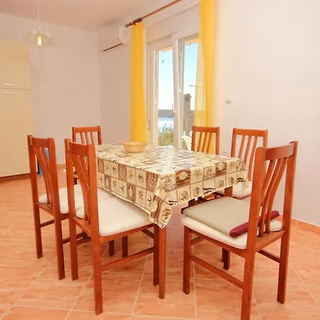 Apartment By The Sea Vlasici, Pag - 9324