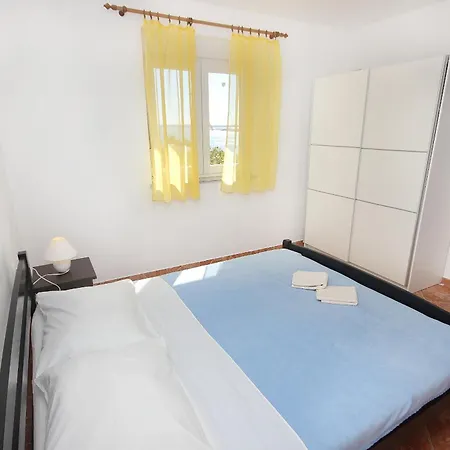 Apartment By The Sea Vlasici, Pag - 9324