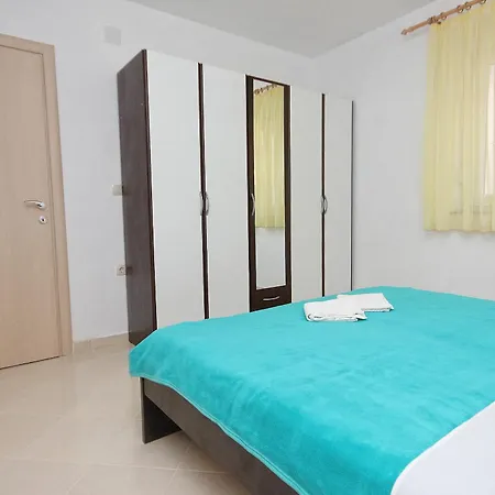 By The Sea Vlasici, Pag - 9324 Apartment *