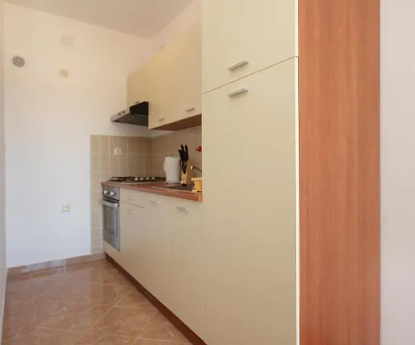 Appartement By The Sea Vlasici, Pag - 9324
